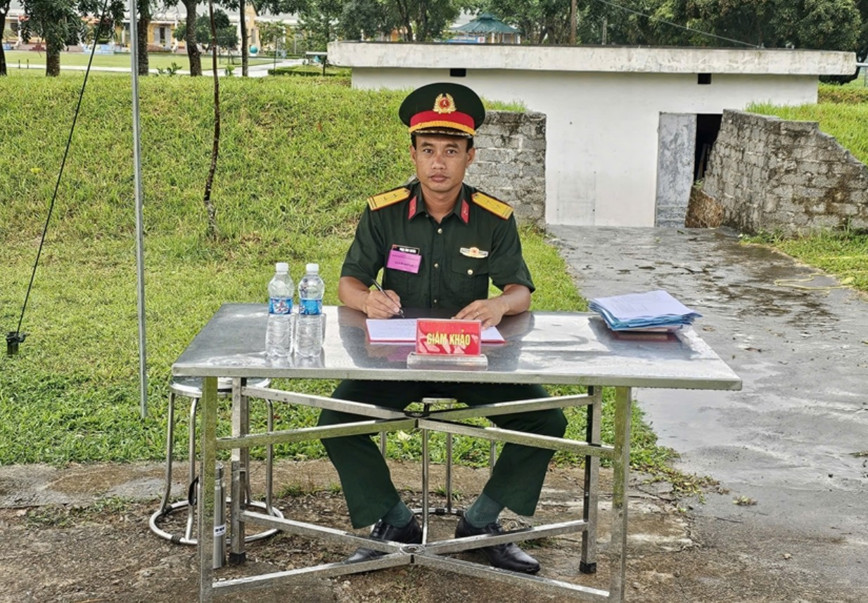 Người cán bộ tận tụy ở Lữ đoàn Phòng không 241